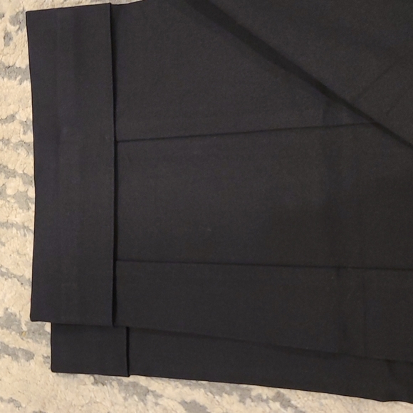 NWT Isaac mizrahi hi rise black super stretch Cuffed trousers - Picture 3 of 8